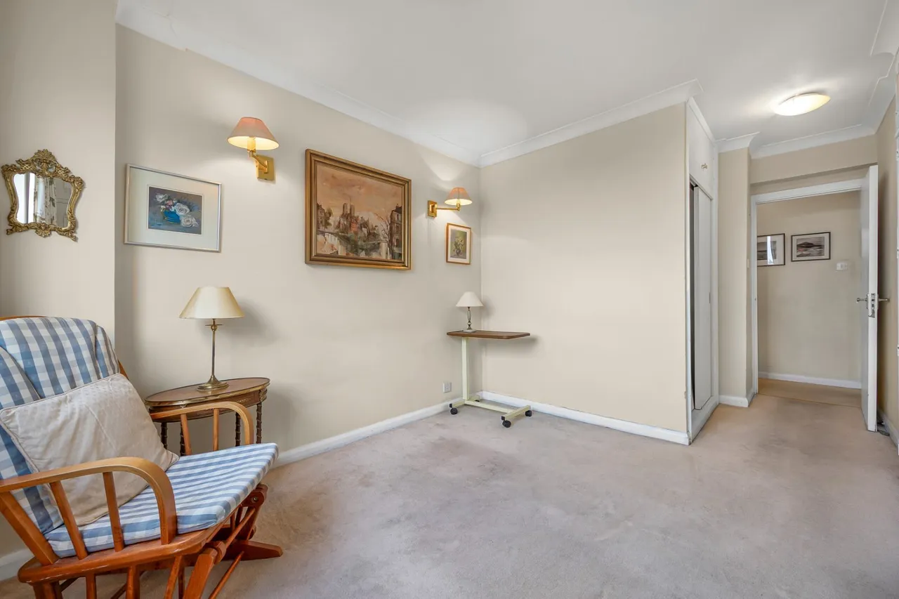 St. John's Wood Road, London, NW8, photo 7