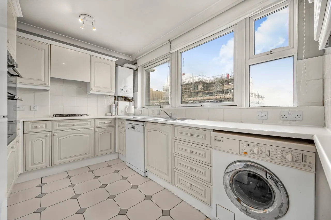 St. John's Wood Road, London, NW8, photo 5