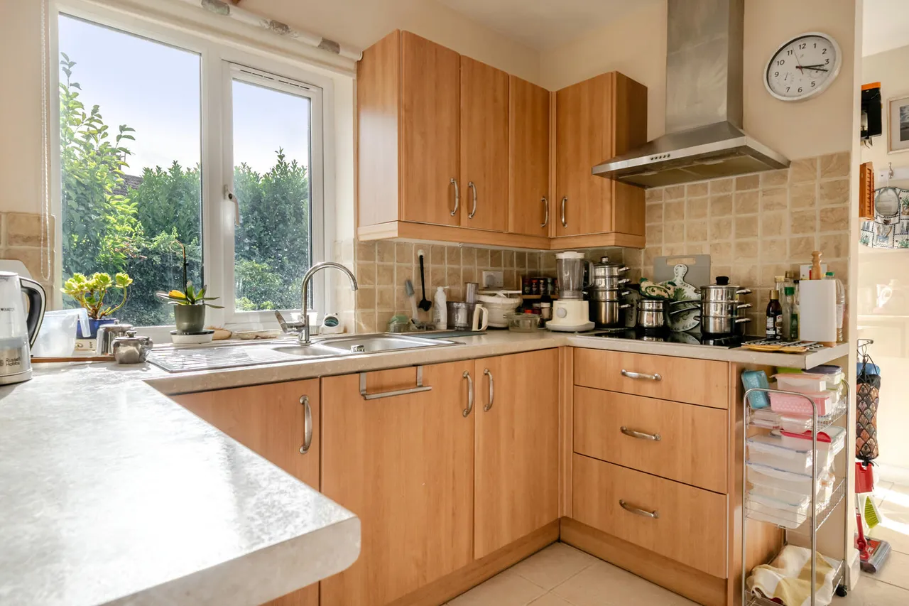 Queens Road, Devizes, SN10, photo 9