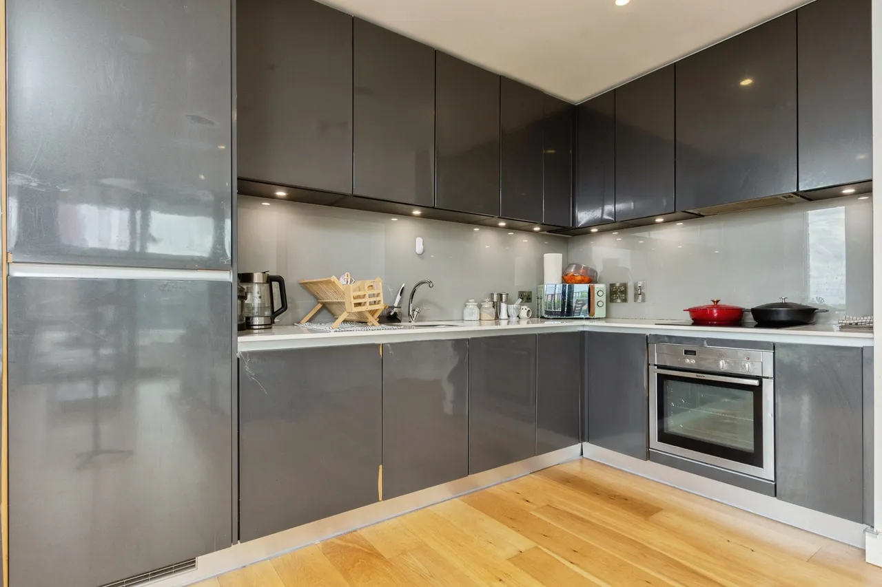 1 Caithness Walk, Croydon, photo 10