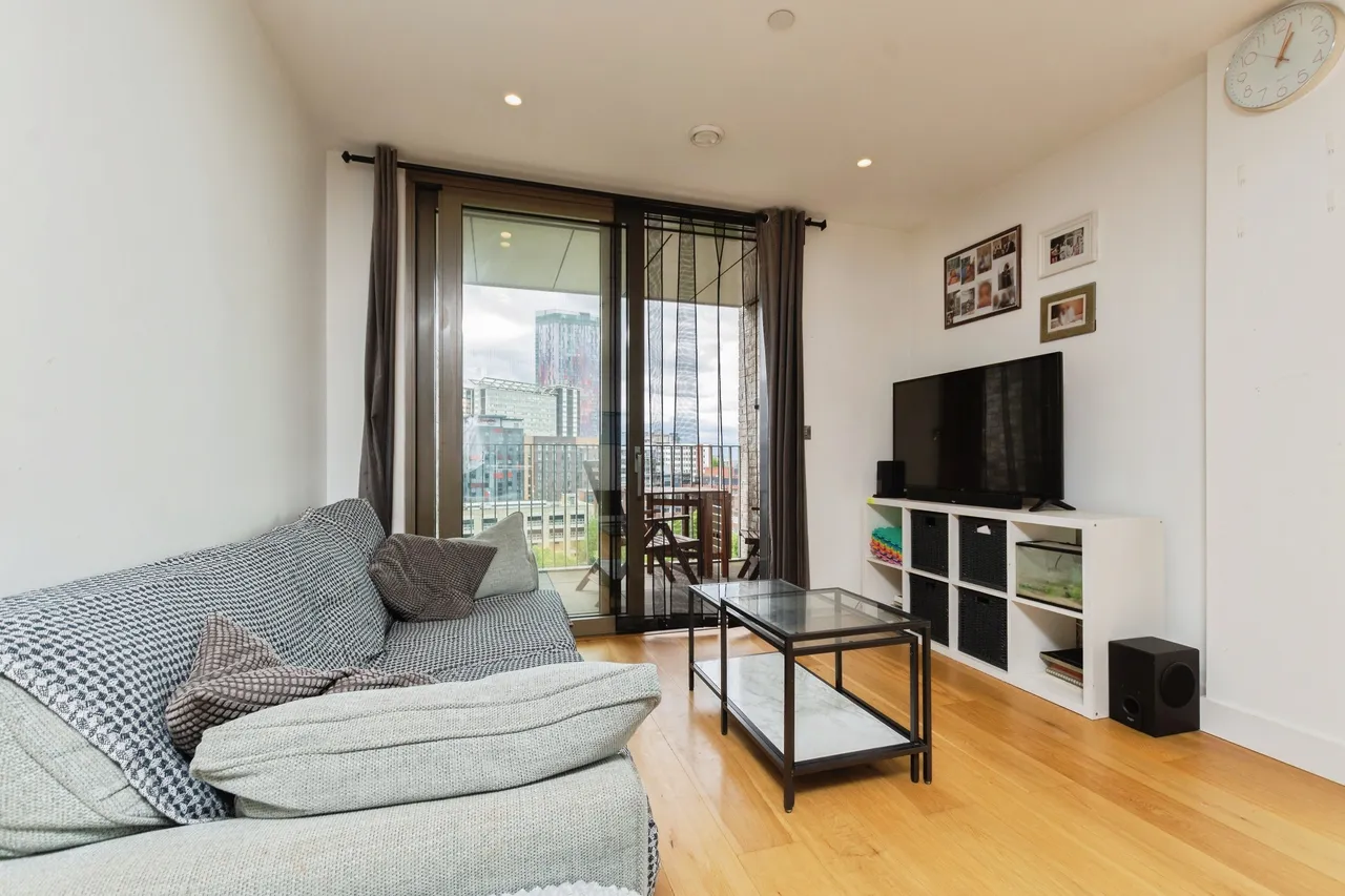 1 Caithness Walk, Croydon, photo 11