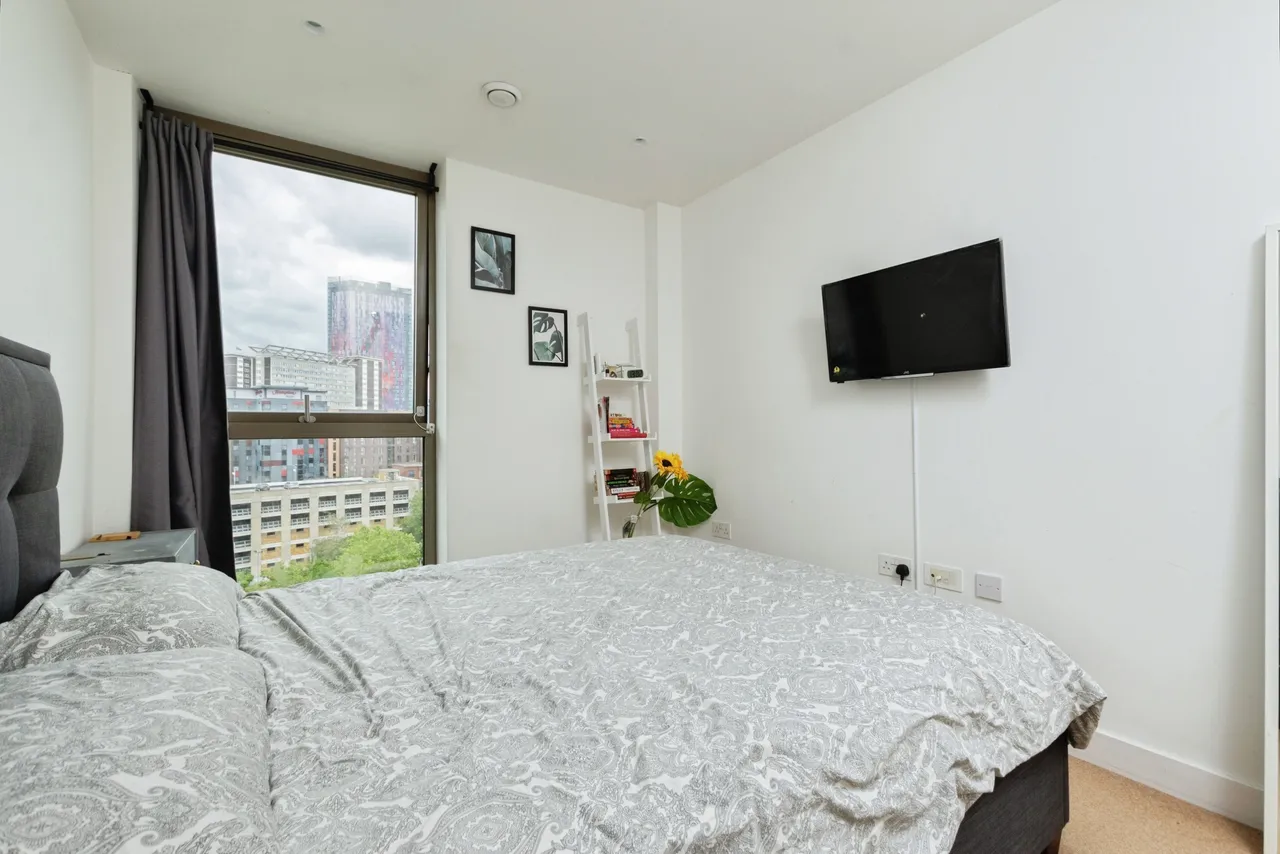 1 Caithness Walk, Croydon, photo 12