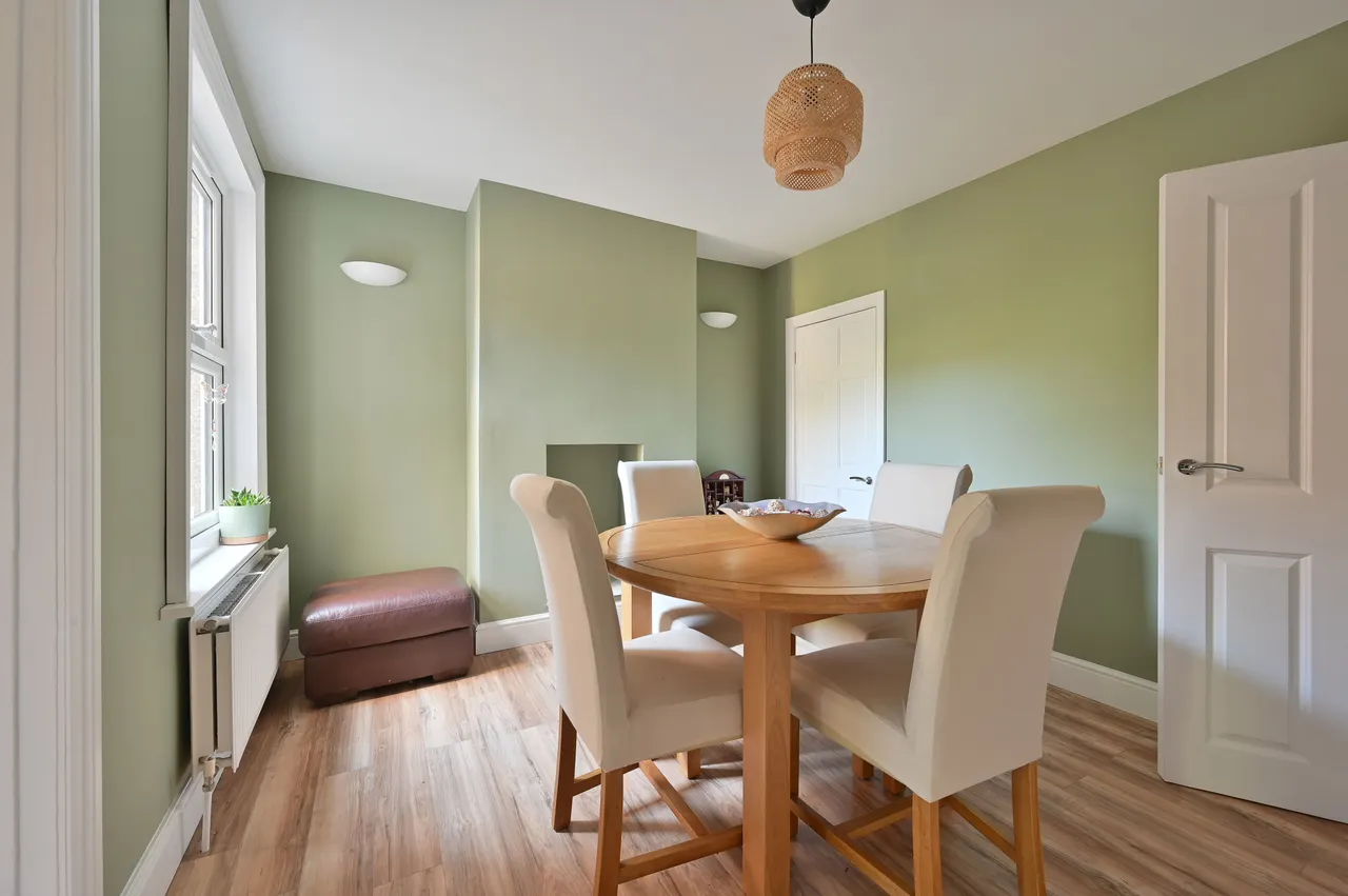 14 Cassiobridge Road, Watford, photo 10