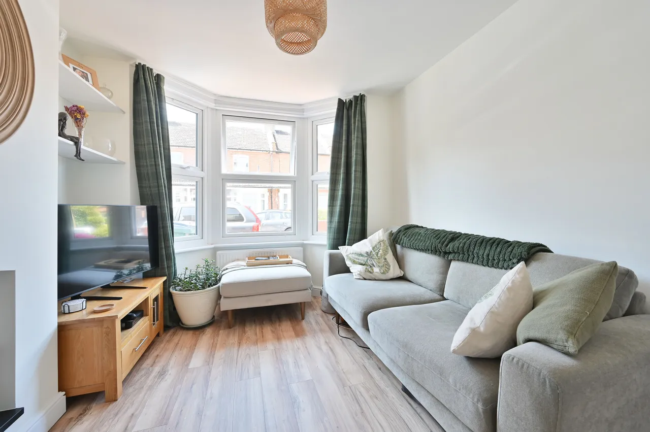 14 Cassiobridge Road, Watford, photo 7