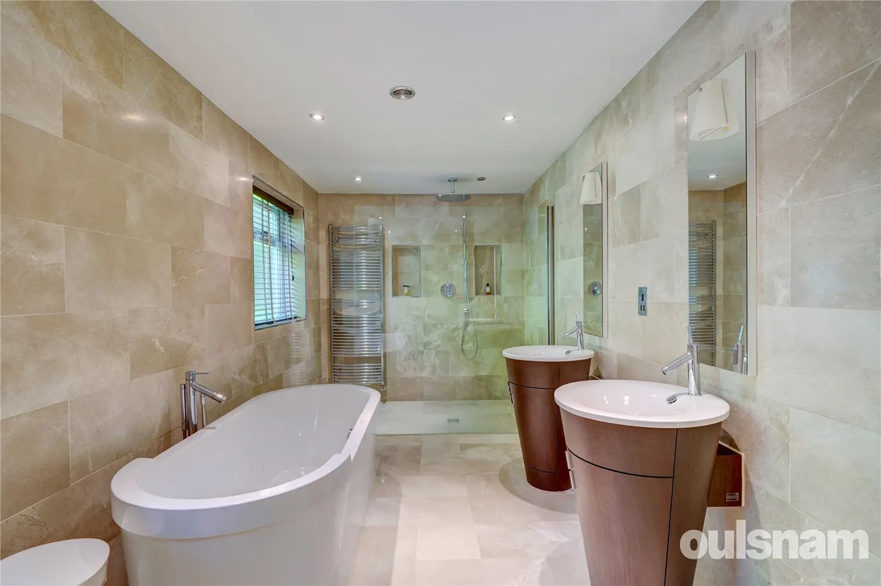 Blakesfield Drive, Barnt Green, Birmingham, Worcestershire, B45 8JT, photo 22