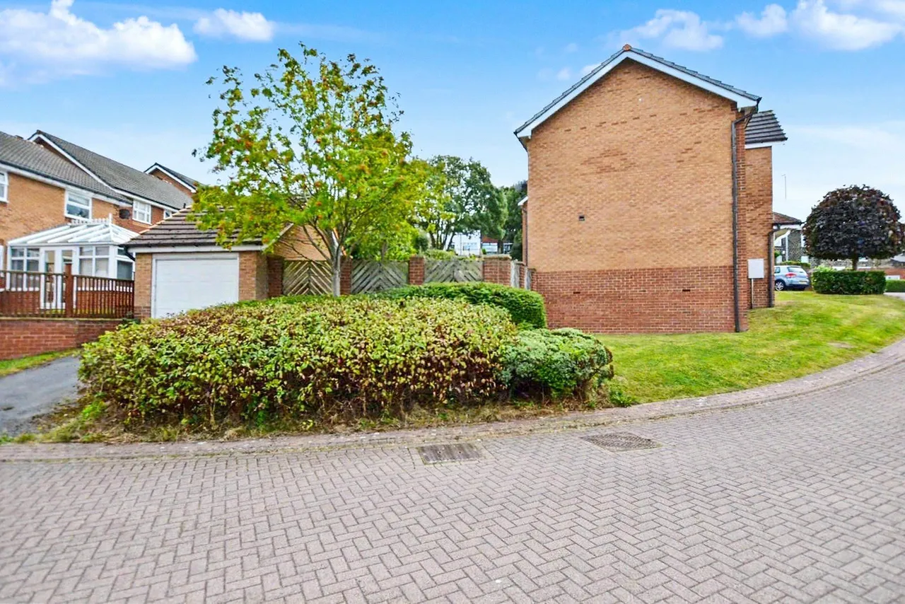 Moorland View, Rodley, LS13, photo 20