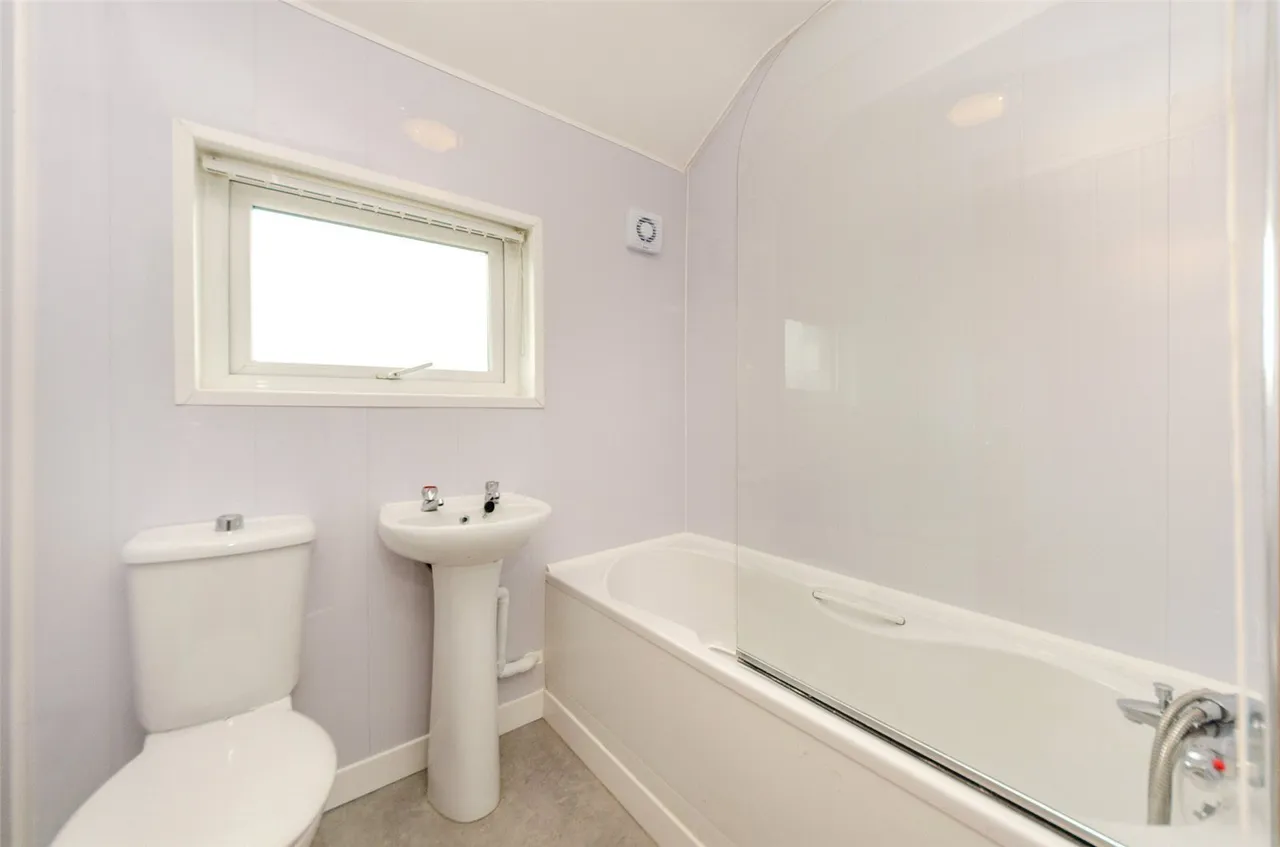 Bro Helen, Caernarfon, LL55, photo 7