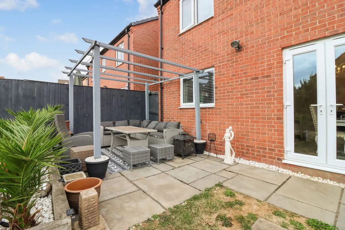 Rotherham, S62, photo 16
