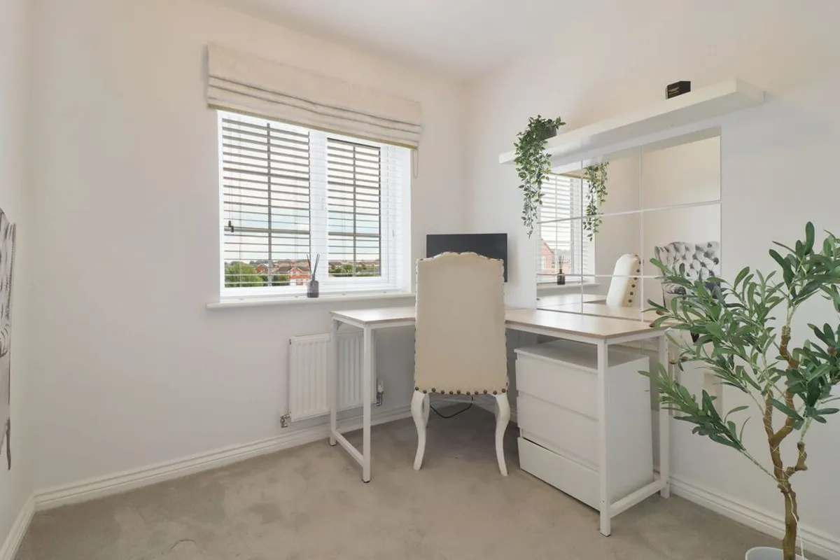 Rotherham, S62, photo 15