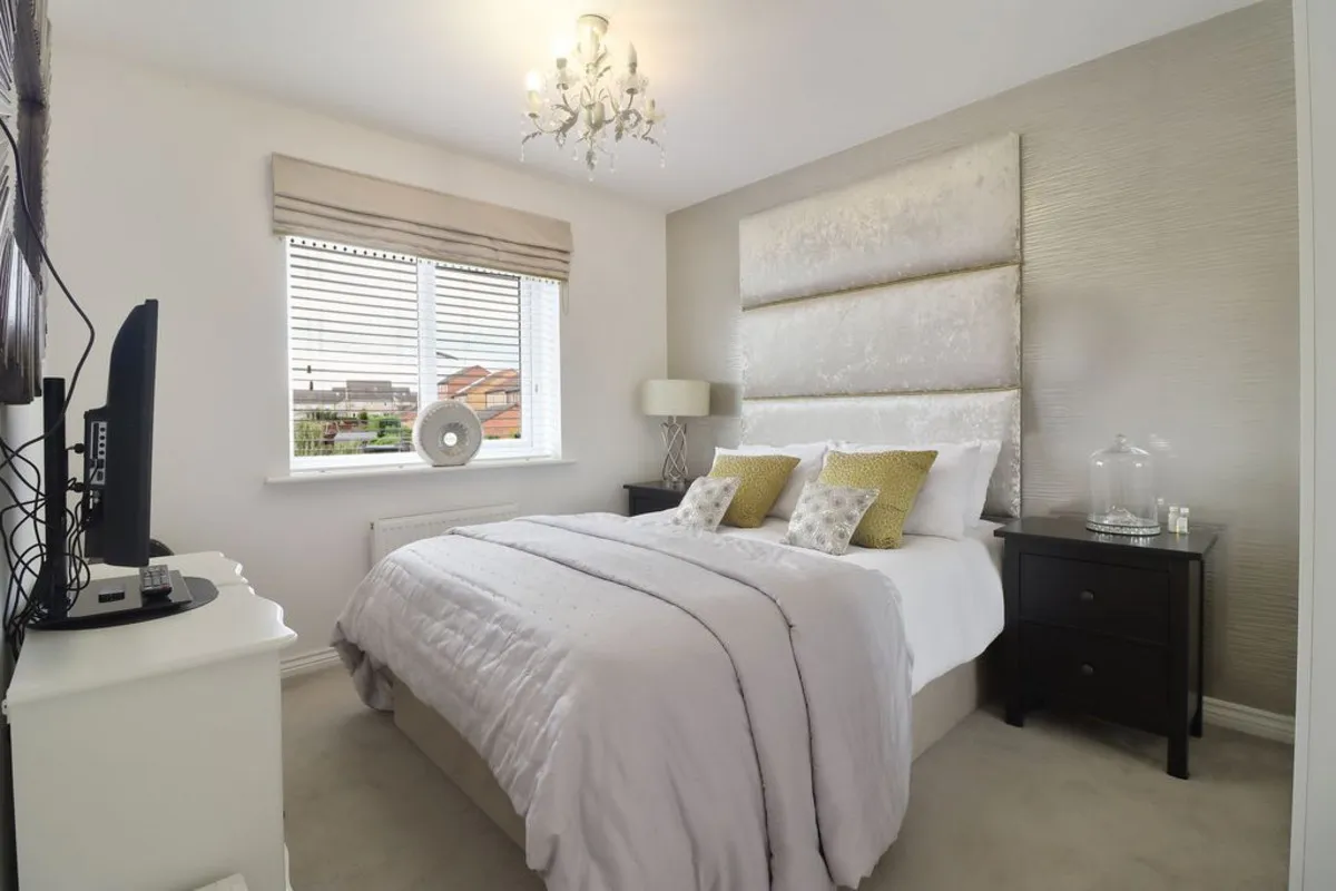 Rotherham, S62, photo 12