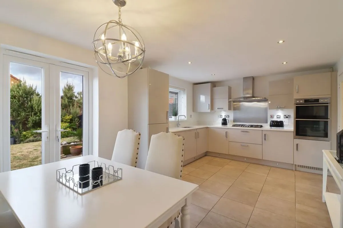 Rotherham, S62, photo 4