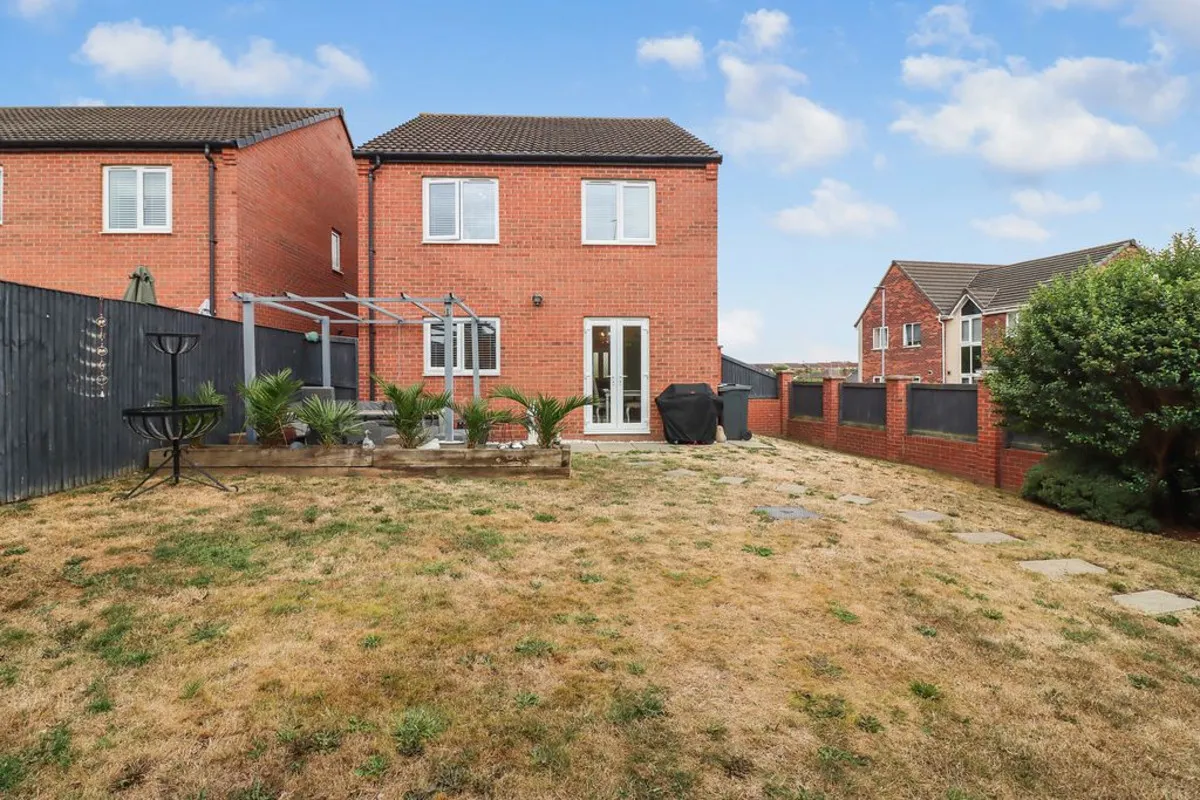 Rotherham, S62, photo 8