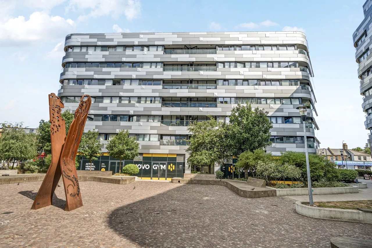 Lambarde Square, SE10, photo 4