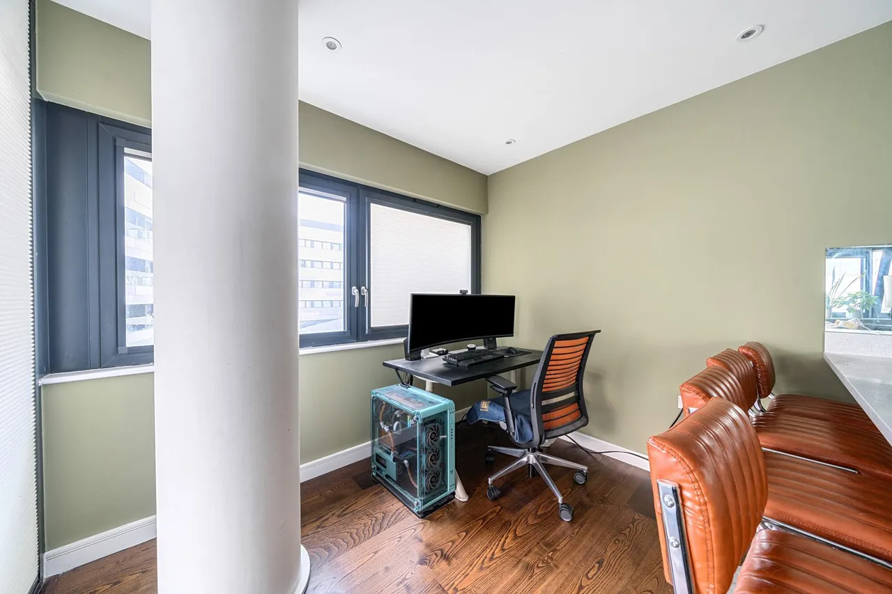Lambarde Square, SE10, photo 11