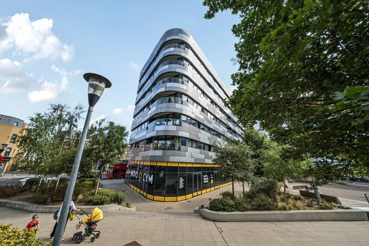 Lambarde Square, SE10, photo 19