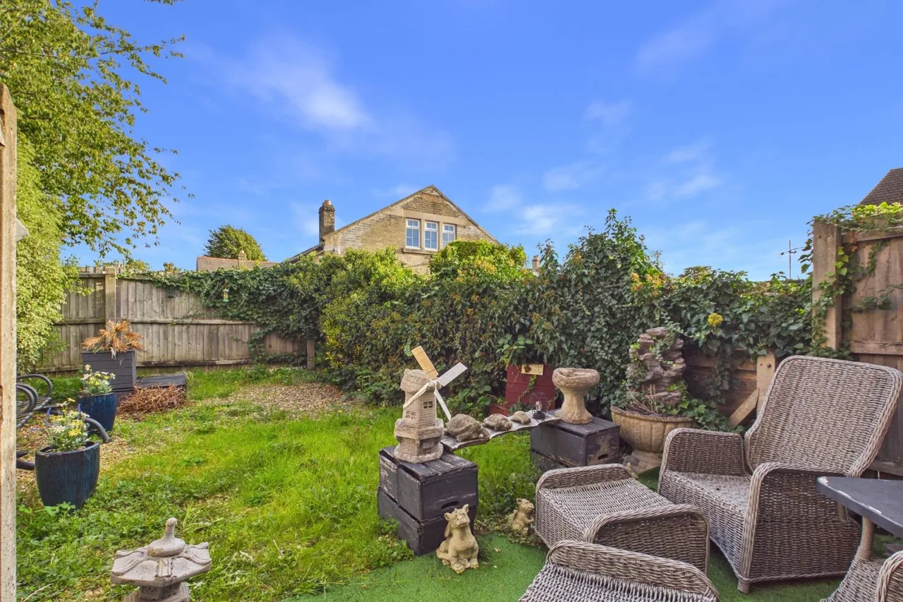 St. Georges Avenue, Stamford, PE9, photo 14