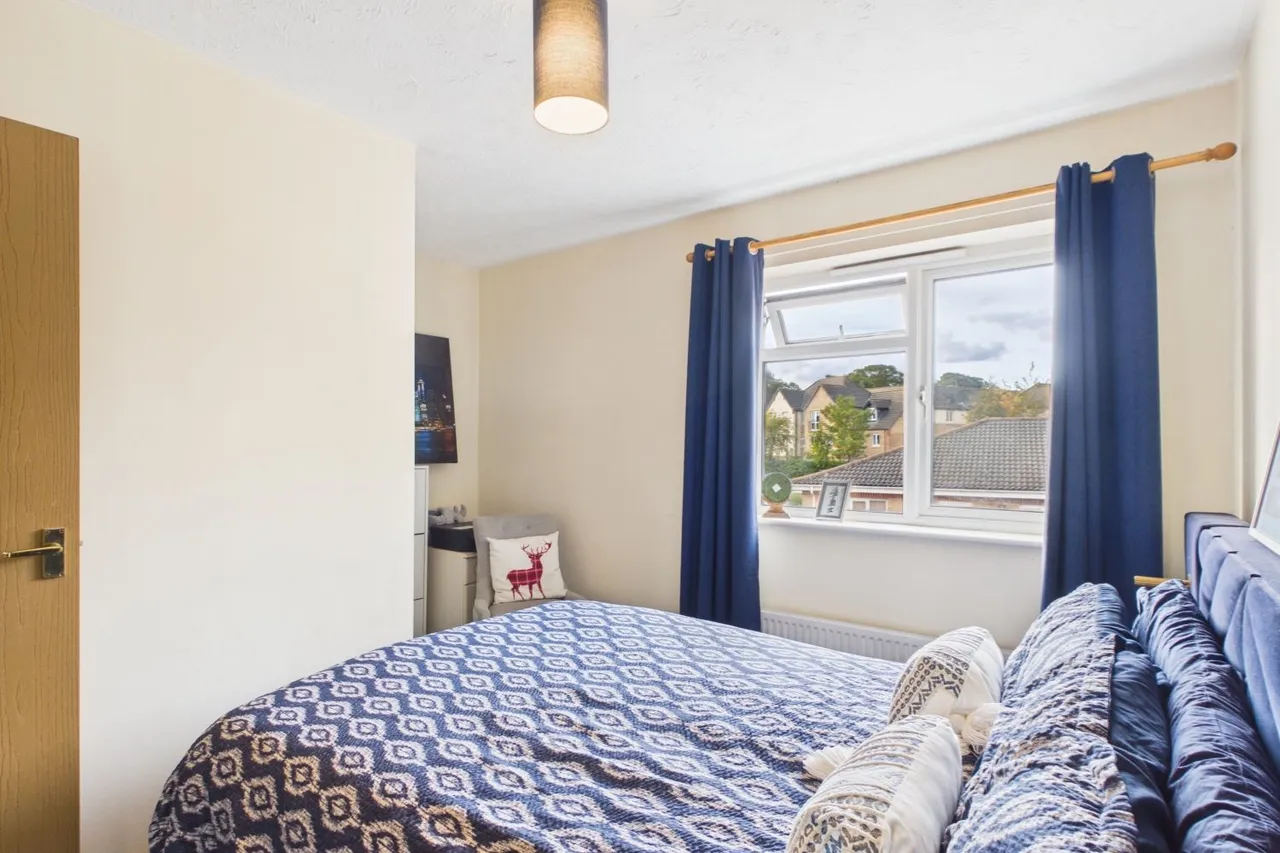 St. Georges Avenue, Stamford, PE9, photo 9