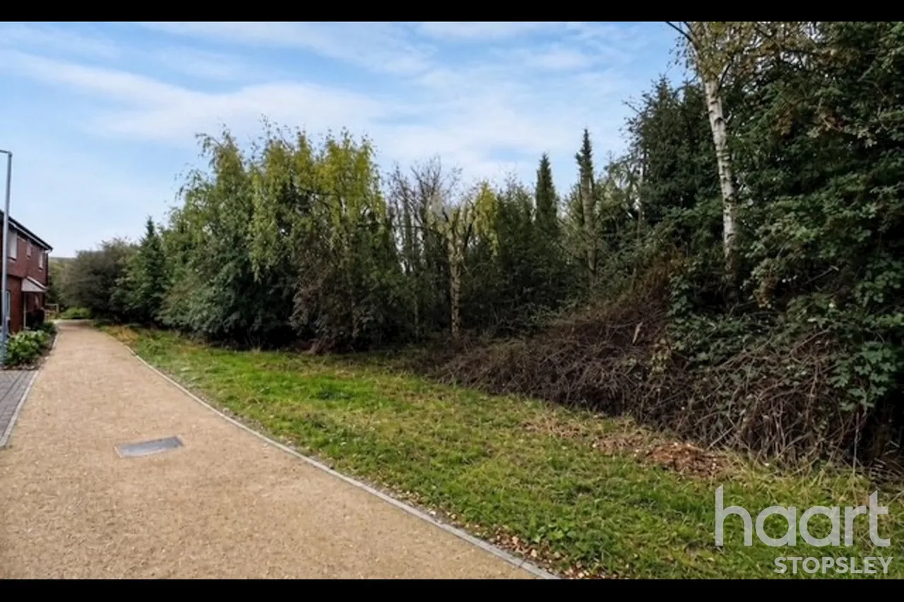 Lewin Park, Langford, SG18, photo 11