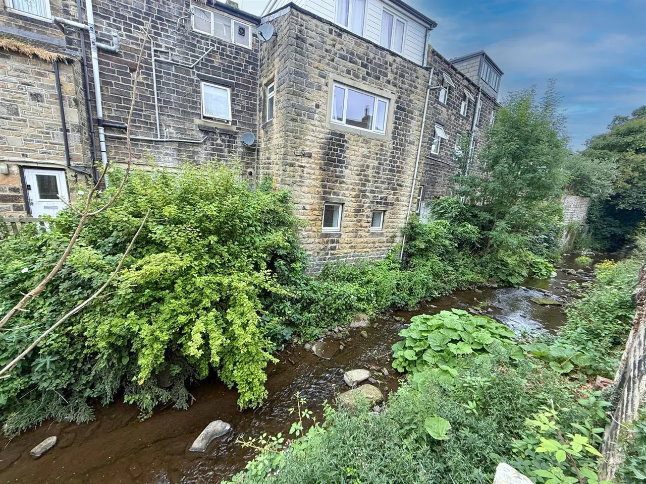 St. Johns Street, Silsden, BD20 0ES, photo 11