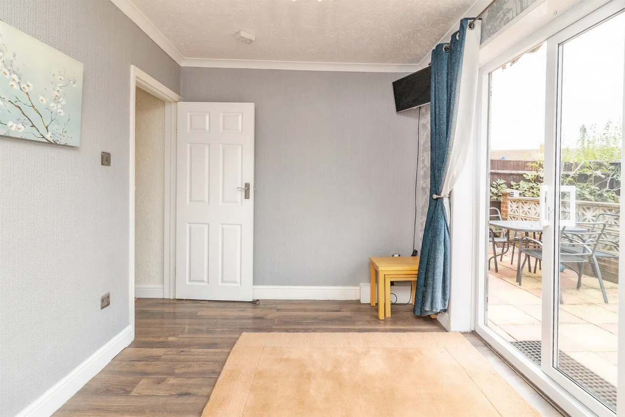Kinross Crescent, Luton, LU3, photo 8