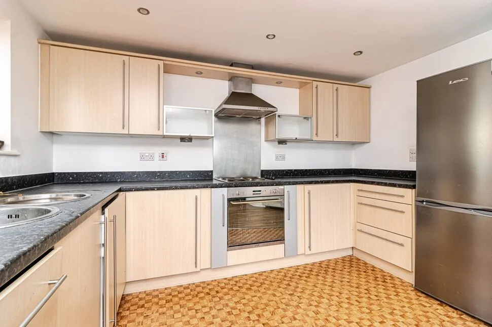 Elmira Way, Salford, M5, photo 3