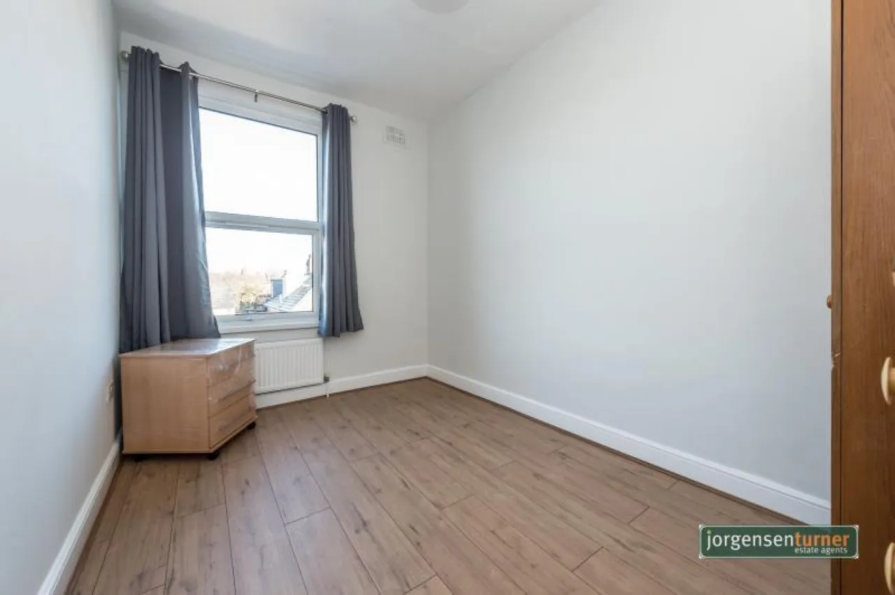 Churchfield Road, Acton, W3, photo 10