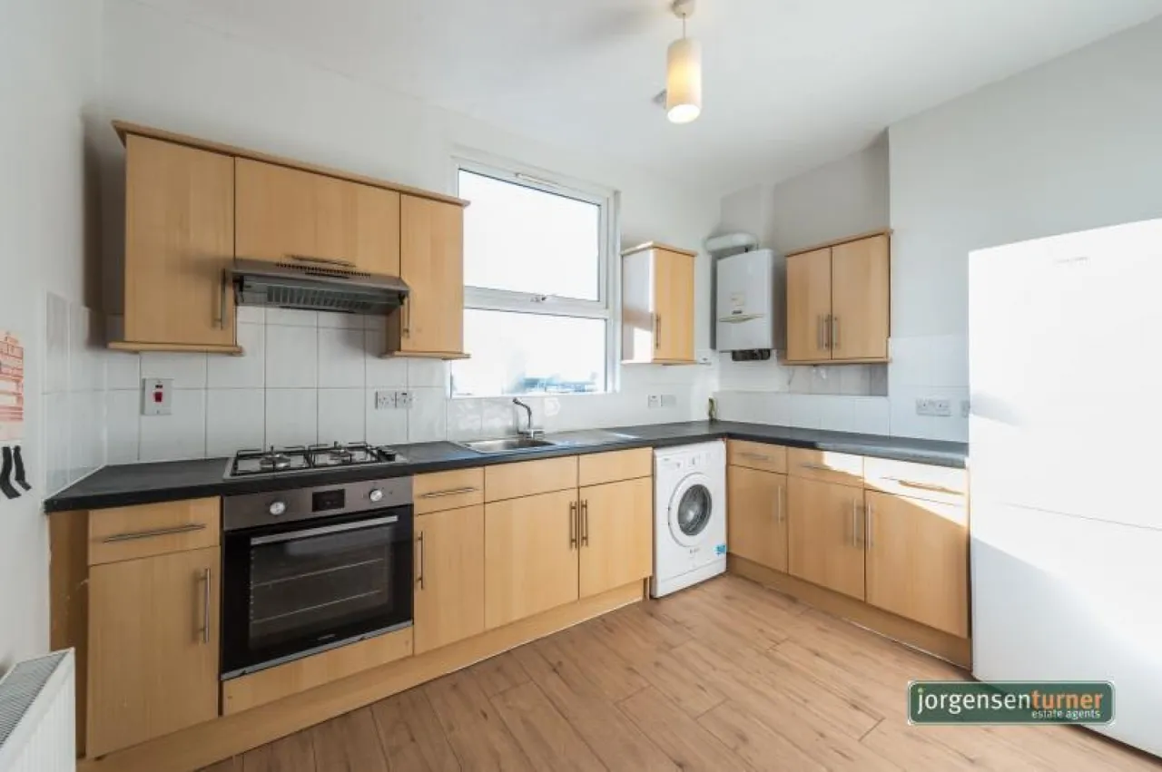 Churchfield Road, Acton, W3, photo 3