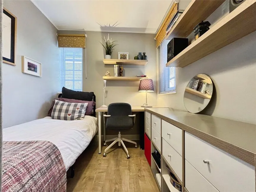 Well Hall Road, London, SE9, photo 10