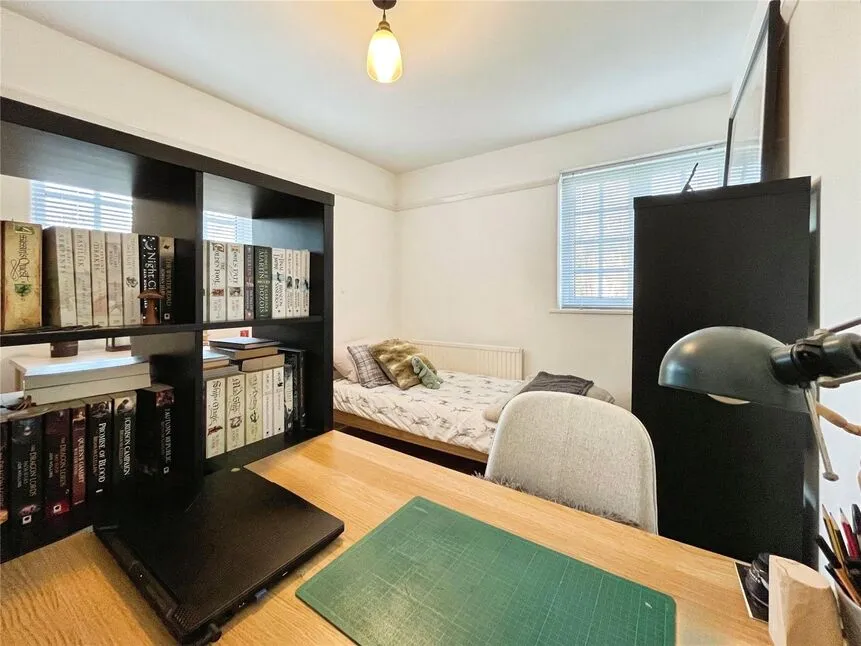 Well Hall Road, London, SE9, photo 23