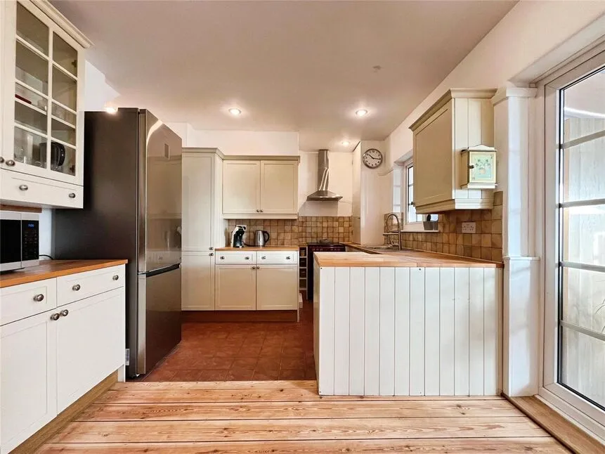 Well Hall Road, London, SE9, photo 4