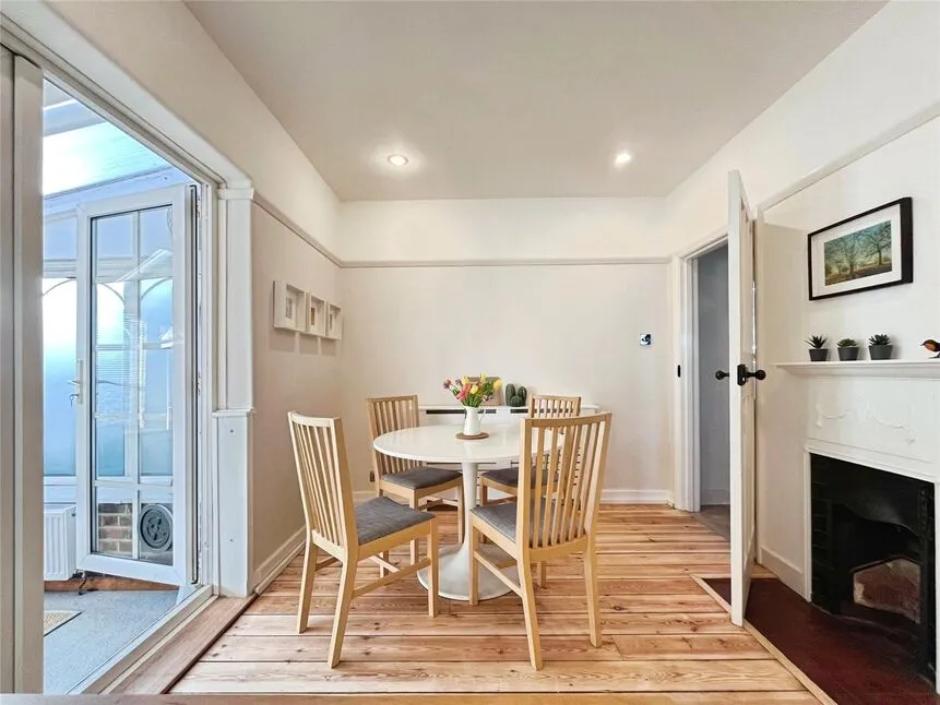 Well Hall Road, London, SE9, photo 3