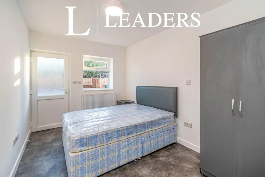 Brownhills, Walsall, WS8, photo 4