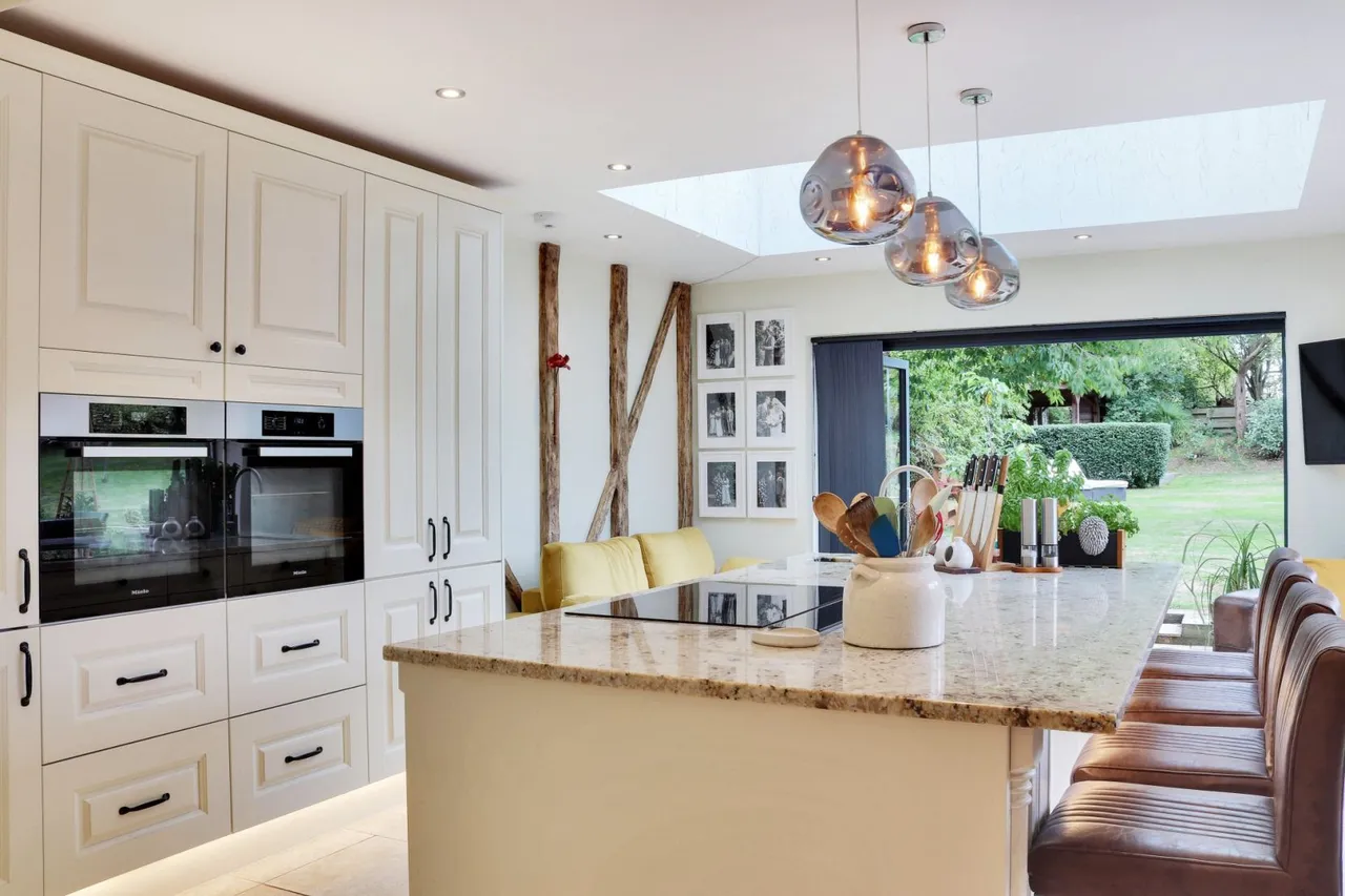 Upper Street, Broomfield, Maidstone, Kent, ME17 1PR, photo 5