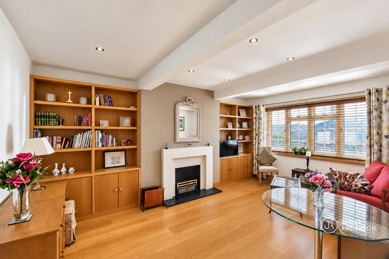 1 bed flat for sale, Barnes High Street, London, SW13