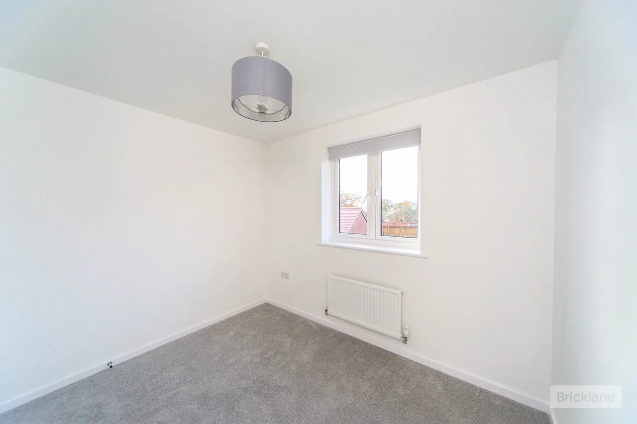 Funnell Drive, Stone Cross, BN24, photo 8