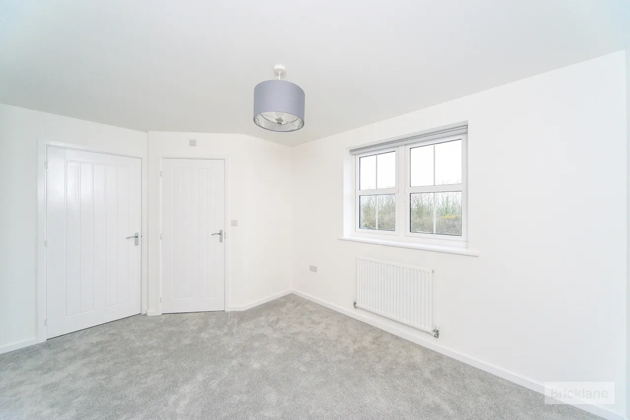 Funnell Drive, Stone Cross, BN24, photo 7