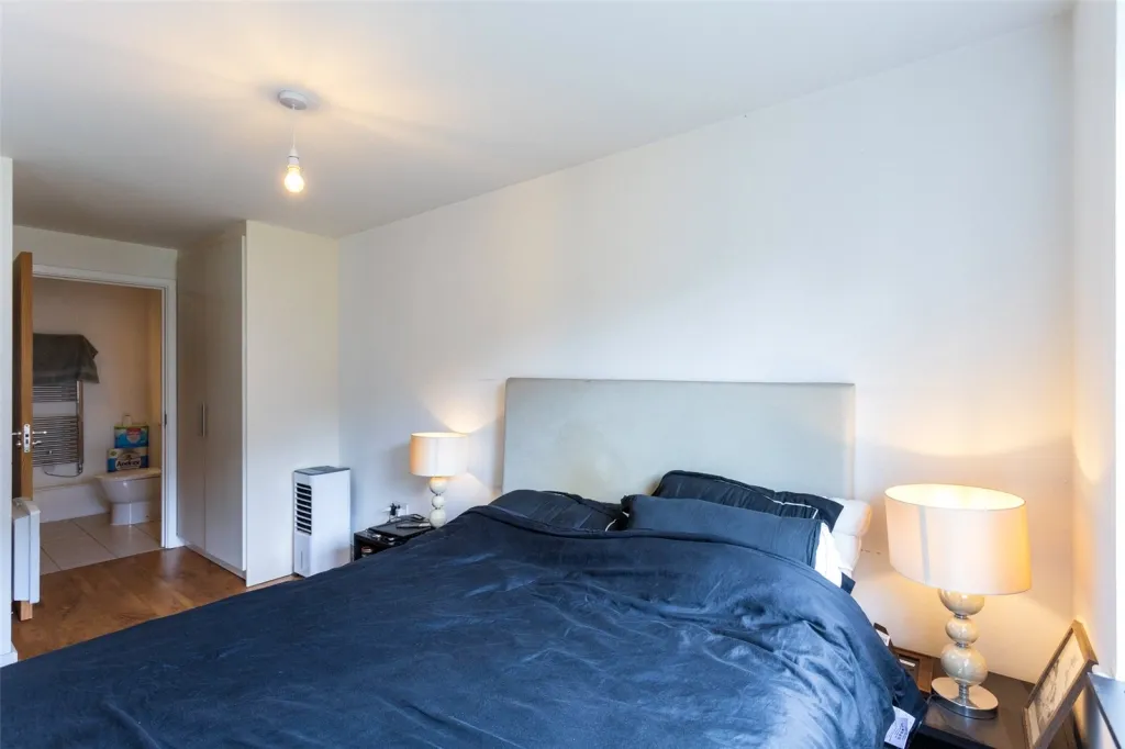 Park Lodge Avenue, West Drayton, UB7, photo 3