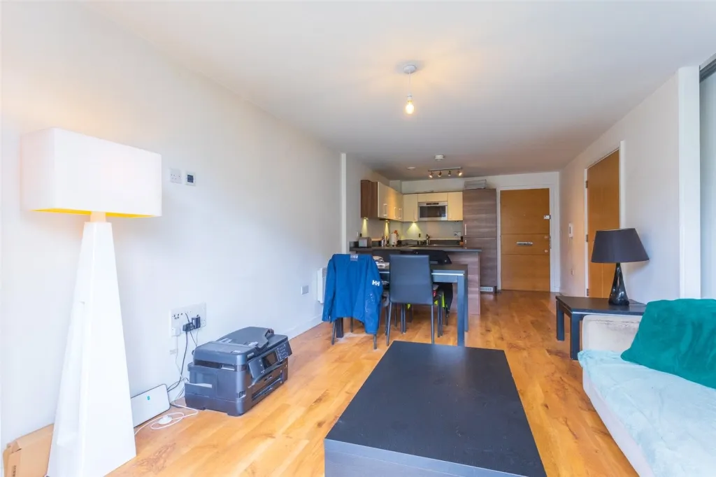 1 bed flat for sale, Park Lodge Avenue, West Drayton, UB7