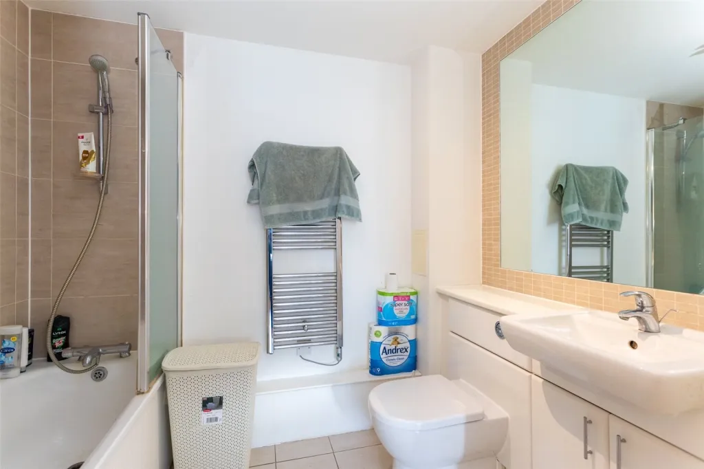Park Lodge Avenue, West Drayton, UB7, photo 8