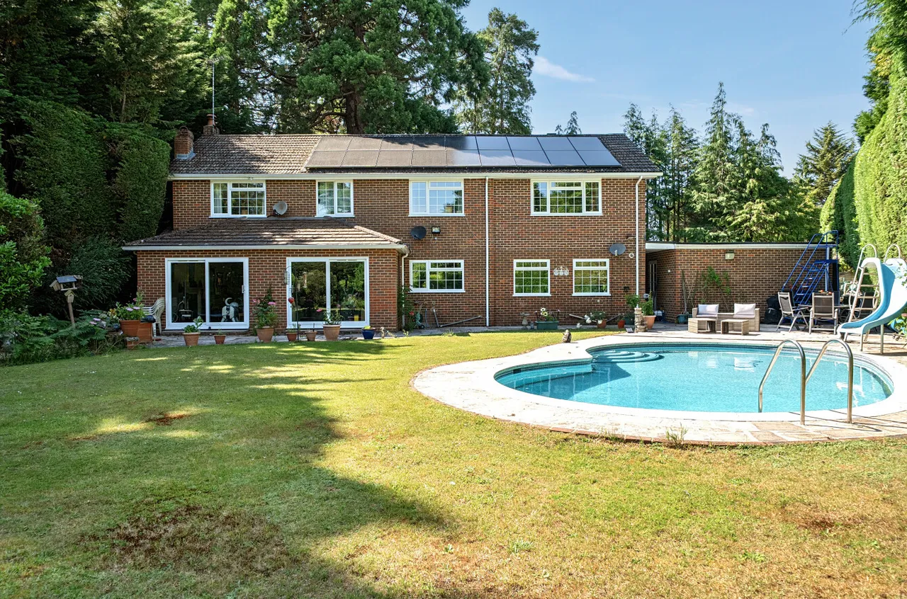 Penwood End, Woking, GU22, photo 24