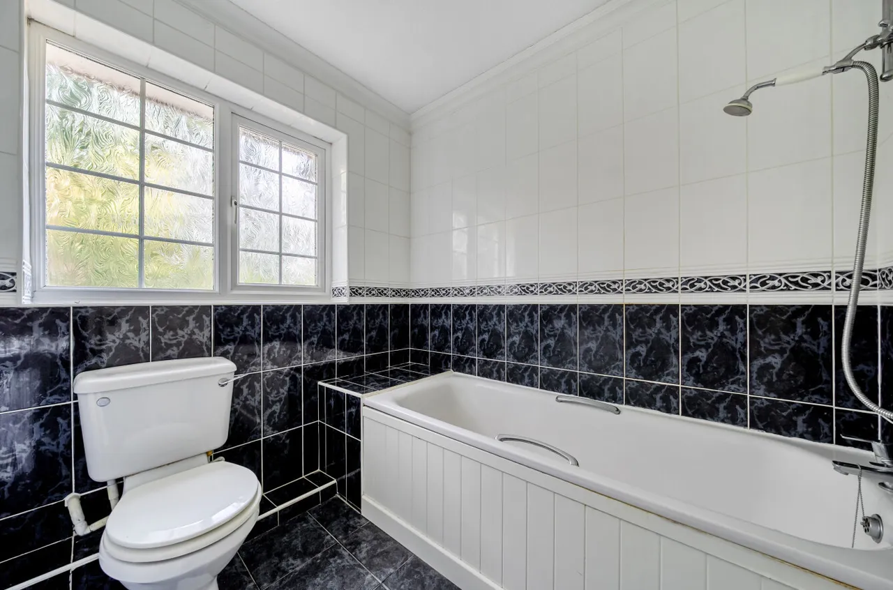 Penwood End, Woking, GU22, photo 19