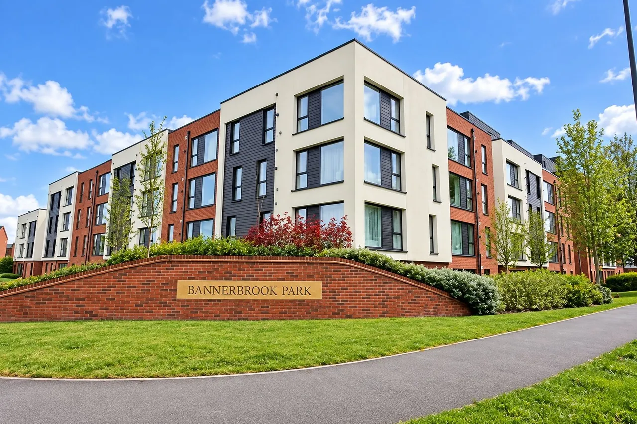 3 bed flat to rent, Monticello Way, Coventry, CV4