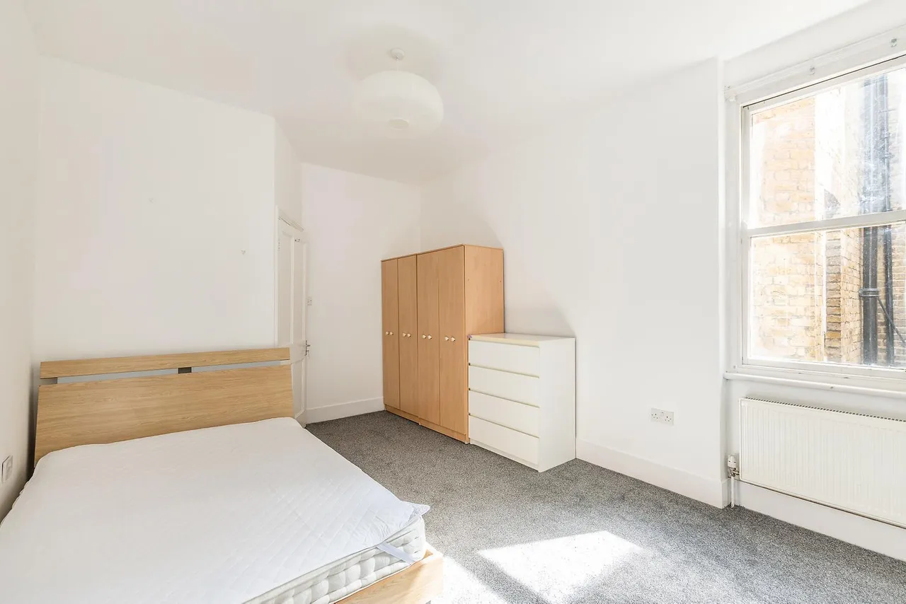 St. Martins Court, West Norwood, photo 6
