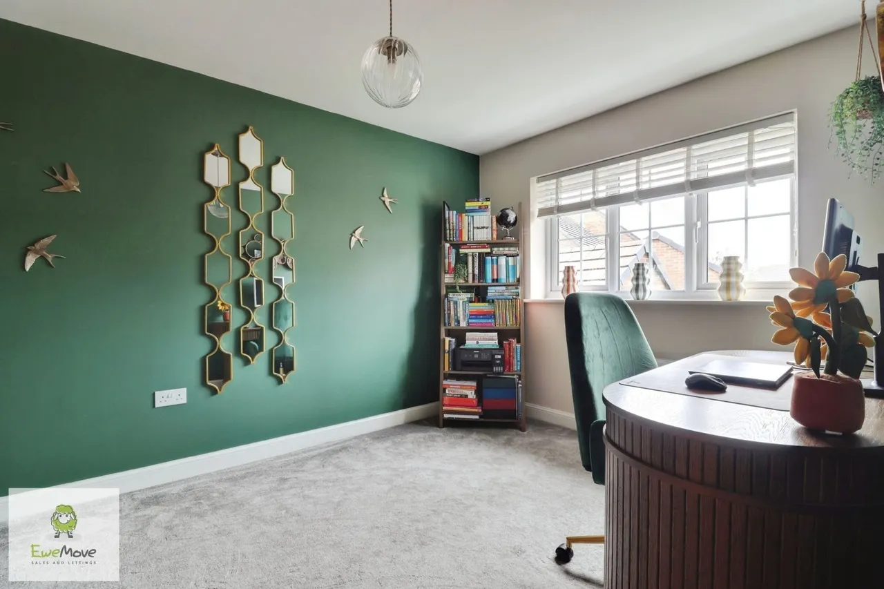 Poyner Drive, Hednesford, WS12, photo 14