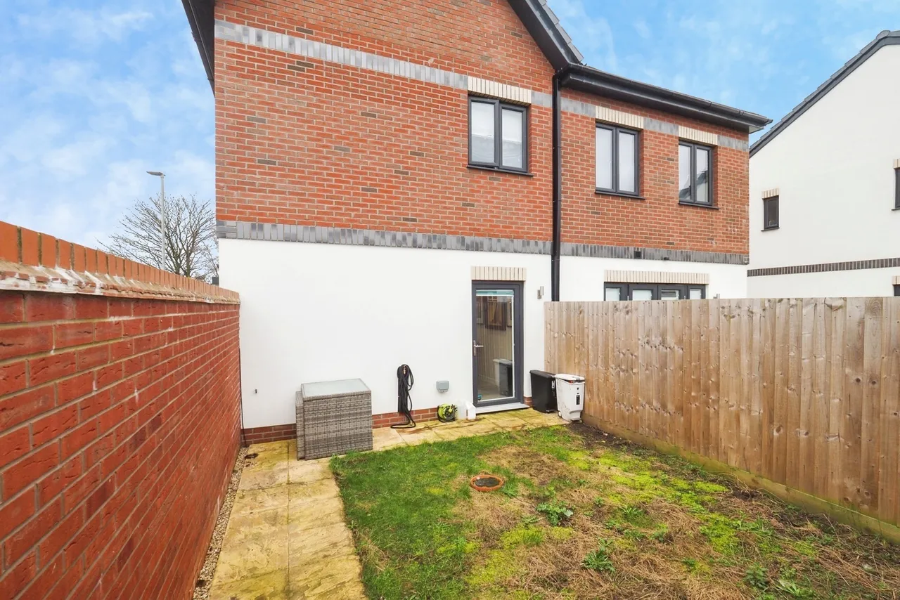 Locomotive Way, Beeston, Nottingham, Nottinghamshire, NG9, photo 21