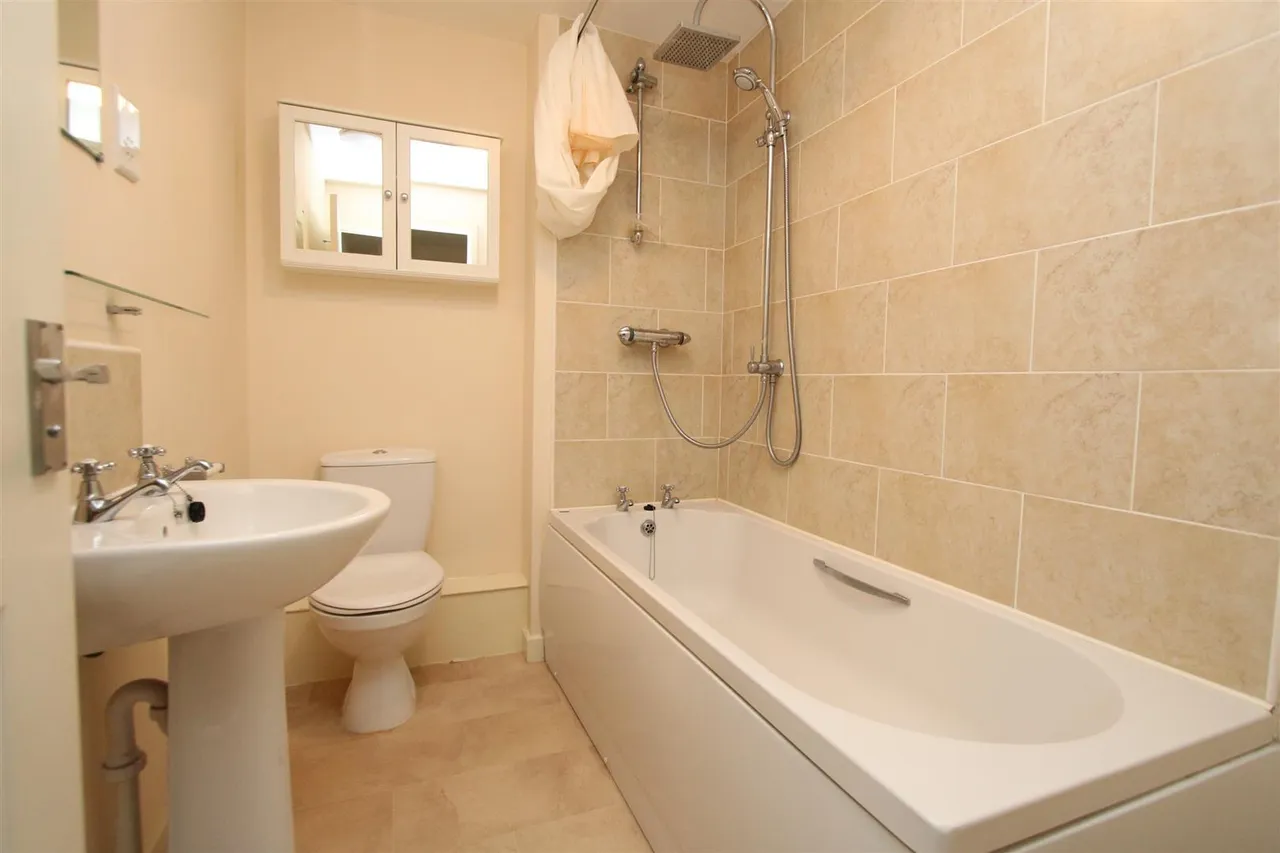Prince Charles Avenue, Bowburn, DH6, photo 8