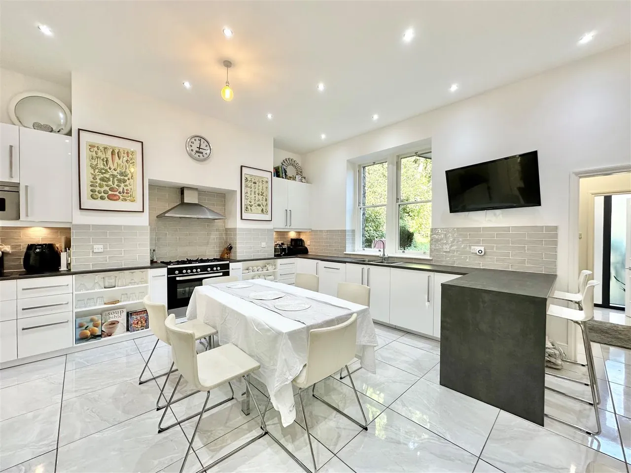 Buxton Road West, Disley, SK12, photo 4
