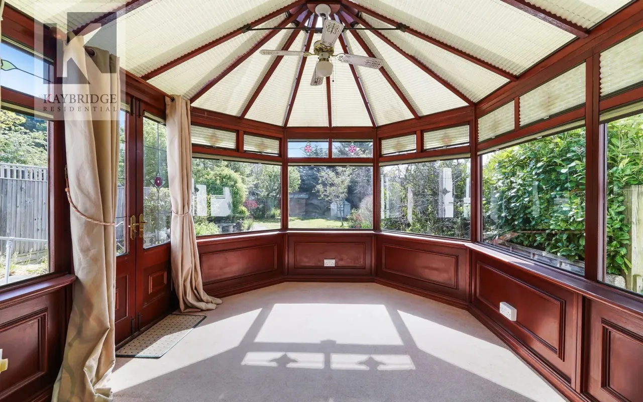 Waverley Road, Epsom, KT17, photo 8