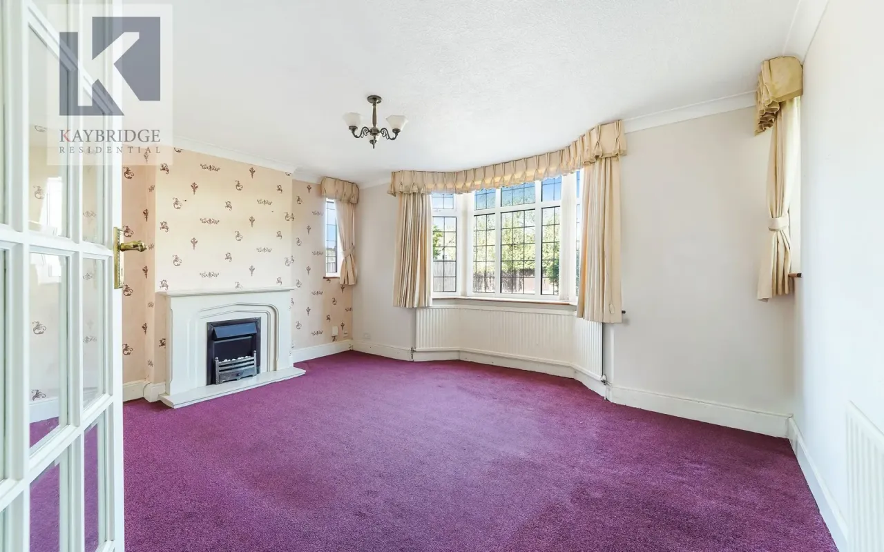 Waverley Road, Epsom, KT17, photo 2
