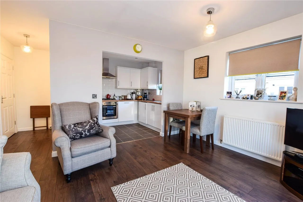 176 Rubens Court, Cezanne Road, Watford, photo 2